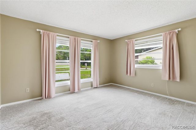 1240 N Van Nortwick Road, Lecanto, FL 34461