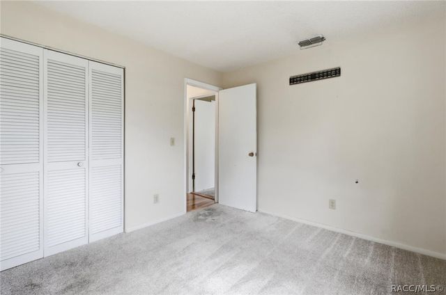 1240 N Van Nortwick Road, Lecanto, FL 34461