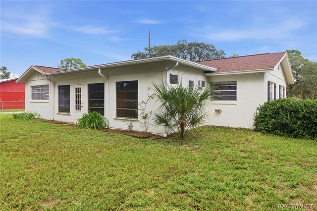 1240 N Van Nortwick Road, Lecanto, FL 34461