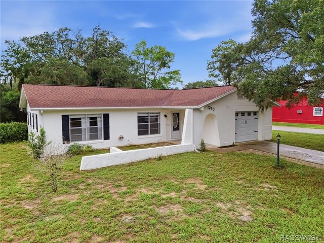 1240 N Van Nortwick Road, Lecanto, FL 34461