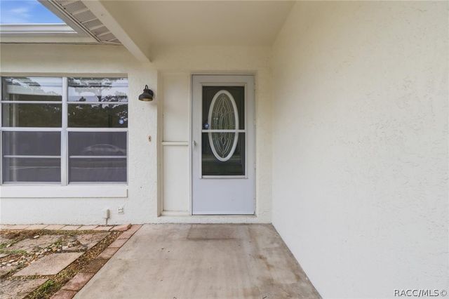 1240 N Van Nortwick Road, Lecanto, FL 34461