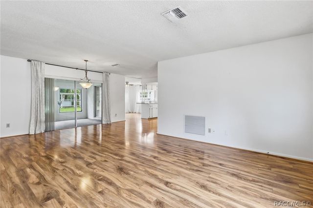 1240 N Van Nortwick Road, Lecanto, FL 34461