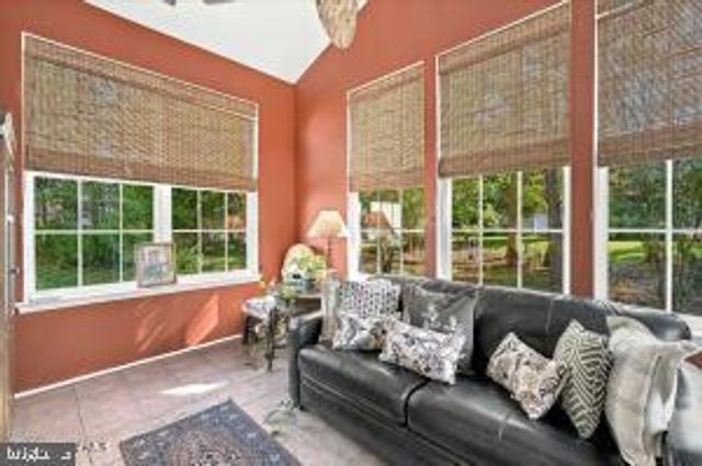 21 HEADWATERS PL, Barnegat, NJ 08005
