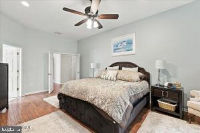 21 HEADWATERS PL, Barnegat, NJ 08005