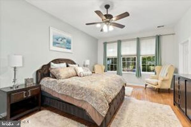 21 HEADWATERS PL, Barnegat, NJ 08005