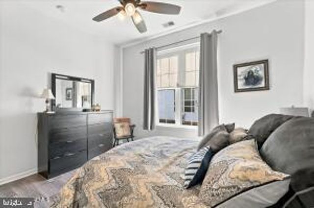 21 HEADWATERS PL, Barnegat, NJ 08005