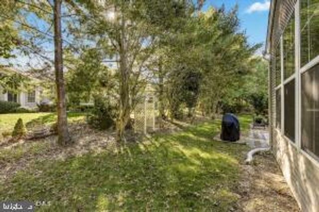 21 HEADWATERS PL, Barnegat, NJ 08005