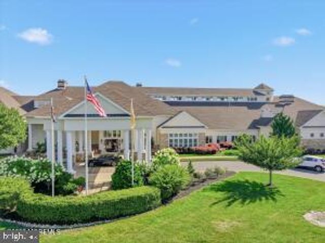 21 HEADWATERS PL, Barnegat, NJ 08005