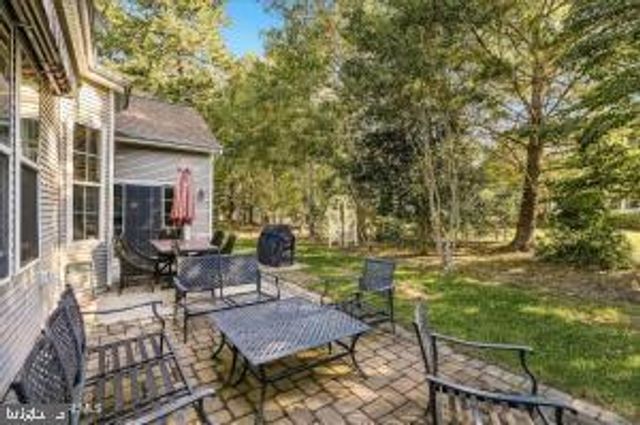 21 HEADWATERS PL, Barnegat, NJ 08005
