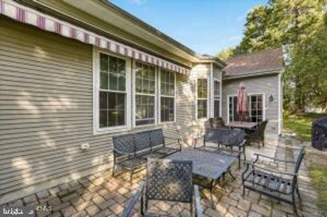 21 HEADWATERS PL, Barnegat, NJ 08005