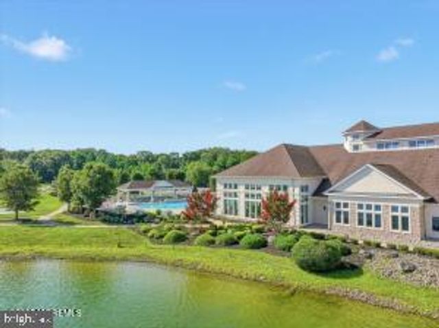21 HEADWATERS PL, Barnegat, NJ 08005