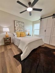 3129 Sondra Drive 203, Fort Worth, TX 76107