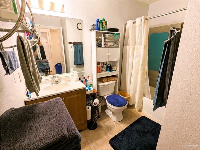 2120 Del Oro Drive, Weslaco, TX 78599