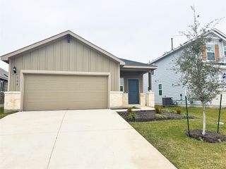368 Kapok ST, Buda, TX 78640