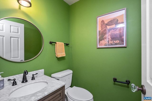 1143 RAINTREE DR, Charlottesville, VA 22901