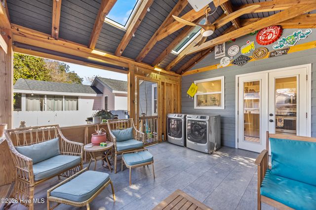 418 S 8th Street, Wilmington, NC 28401