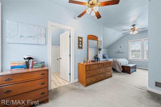 21504 Caledonia Avenue, Hazel Park, MI 48030