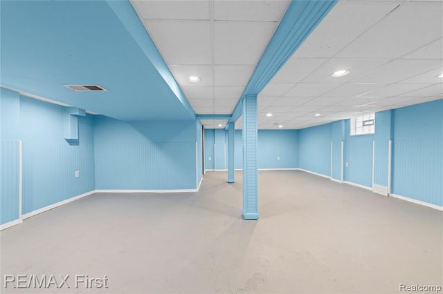 21504 Caledonia Avenue, Hazel Park, MI 48030