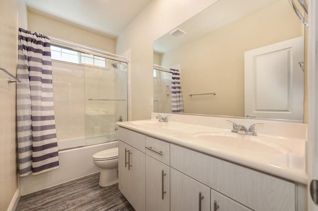 10789 Portico Cir, Rancho Cordova, CA 95670