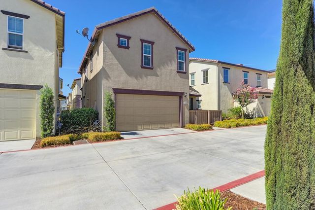10789 Portico Cir, Rancho Cordova, CA 95670
