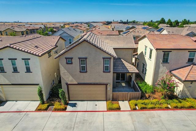 10789 Portico Cir, Rancho Cordova, CA 95670