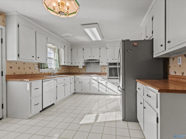 21811 Alabama Highway 99 NW, Elkmont, AL 35620