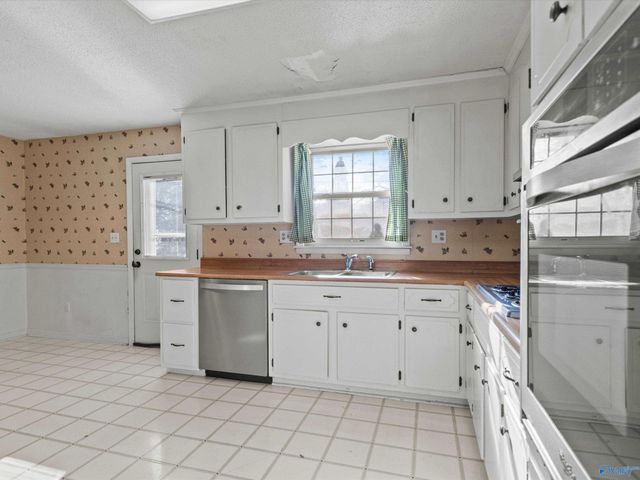 21811 Alabama Highway 99 NW, Elkmont, AL 35620