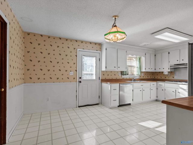 21811 Alabama Highway 99 NW, Elkmont, AL 35620