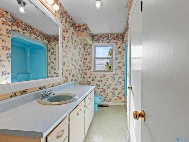 21811 Alabama Highway 99 NW, Elkmont, AL 35620