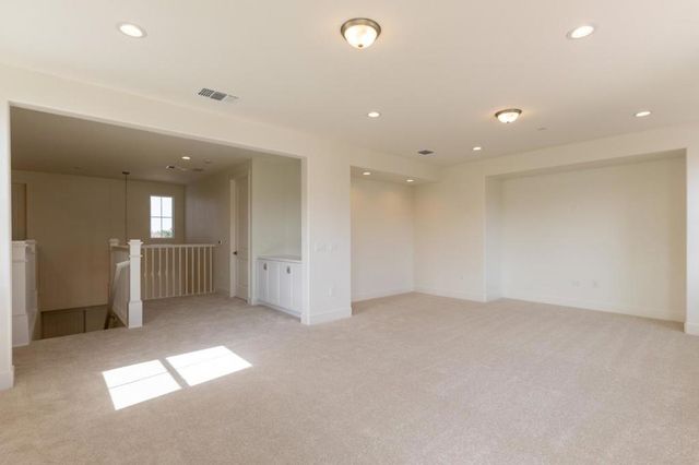 608 Santa Lucia Way, Marina, CA 93933