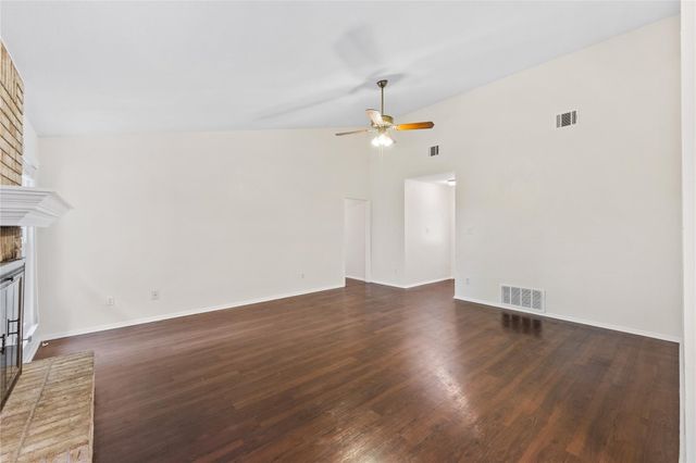 1404 Troy LN, Round Rock, TX 78664