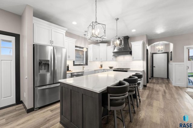 6601 E 33rd St Street, Sioux Falls, SD 57110