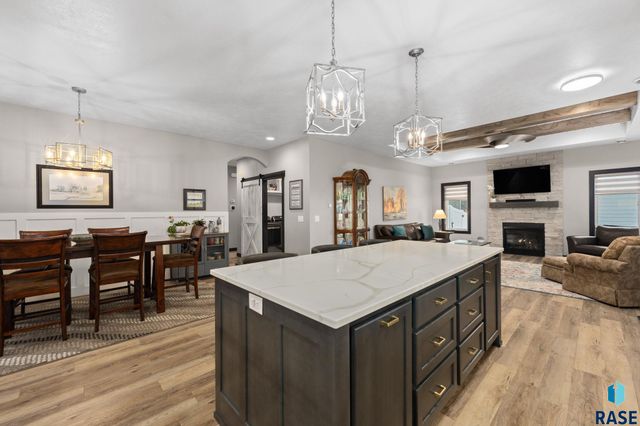 6601 E 33rd St Street, Sioux Falls, SD 57110
