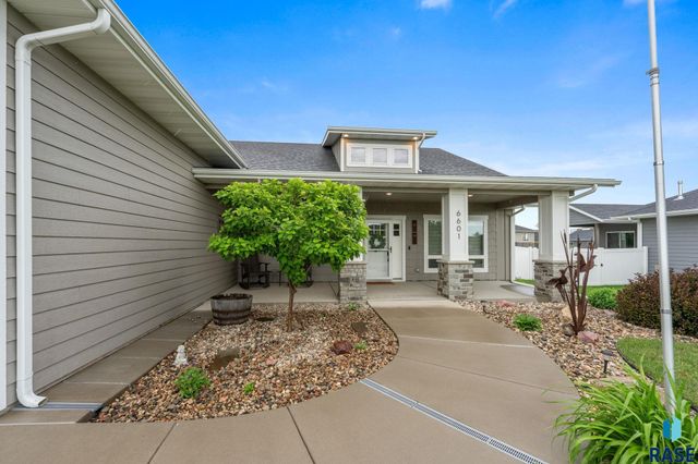 6601 E 33rd St Street, Sioux Falls, SD 57110
