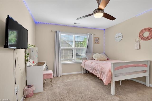 906 Maxine Street, Kernersville, NC 27284