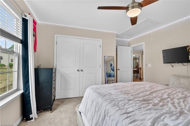 906 Maxine Street, Kernersville, NC 27284