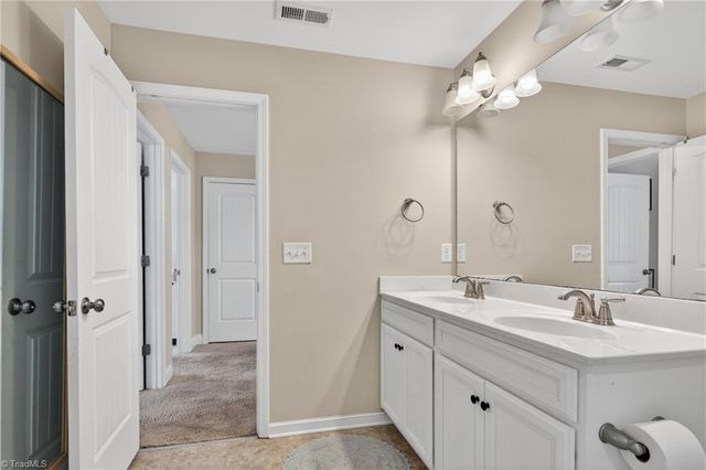 906 Maxine Street, Kernersville, NC 27284
