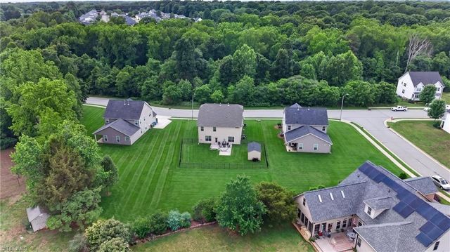 906 Maxine Street, Kernersville, NC 27284