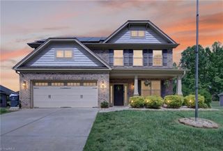 906 Maxine Street, Kernersville, NC 27284