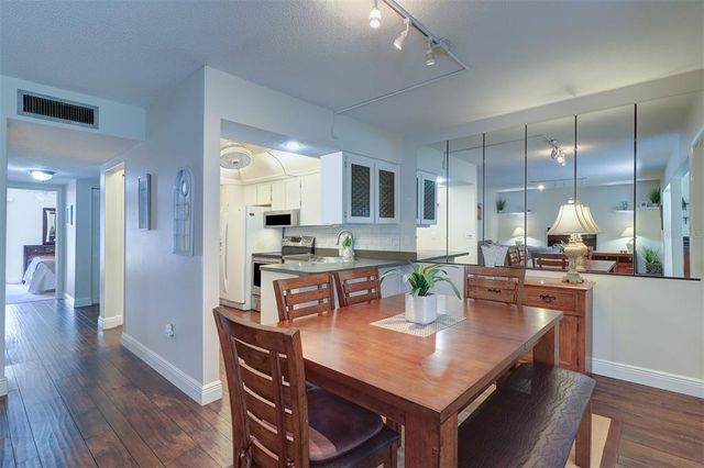 1655 S HIGHLAND AVENUE B216, Clearwater, FL 33756