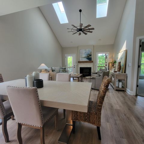 238 Sugartree Lane, Versailles, KY 40383