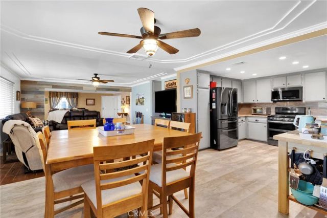 13720 Windward, Helendale, CA 92342