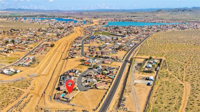 13720 Windward, Helendale, CA 92342