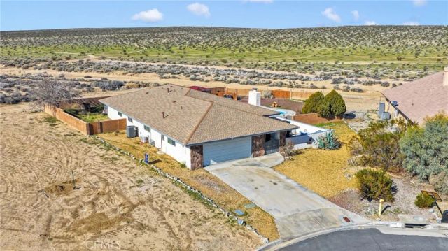 13720 Windward, Helendale, CA 92342