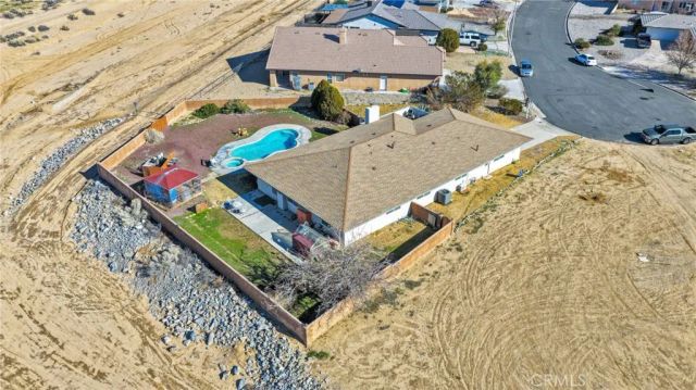 13720 Windward, Helendale, CA 92342
