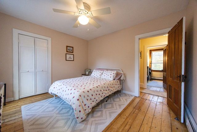 9 Wilson Ln, Chelmsford, MA 01863