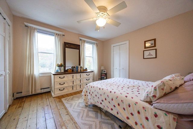 9 Wilson Ln, Chelmsford, MA 01863