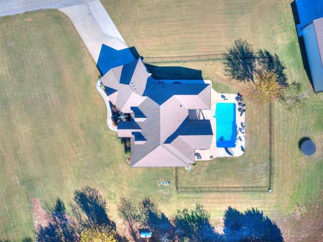 1119 County Street 2910, Tuttle, OK 73089