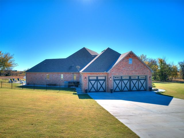 1119 County Street 2910, Tuttle, OK 73089