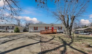 2622 Union Hall Rd, Clarksville, TN 37040